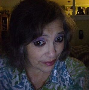 Meet your Posher, Shawna